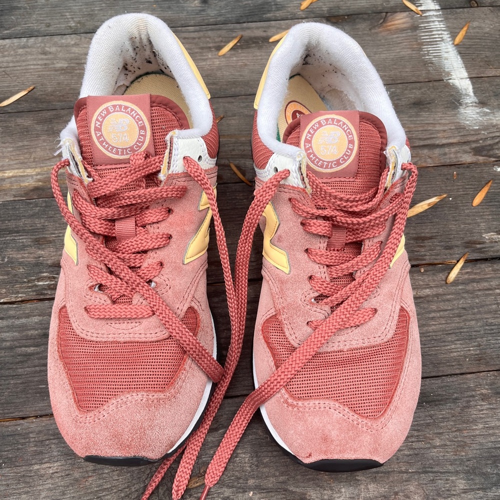 Women’s Vintage New Balance 574 size 9.5 - Picture 3 of 6